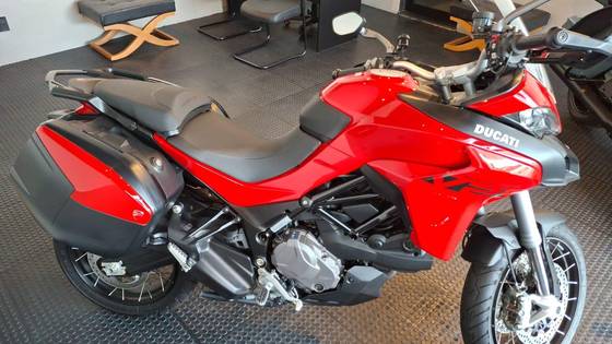 DUCATI MULTISTRADA V2 S 